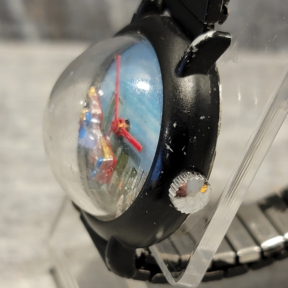 Vintage Out of Time Bubble Glass NYC & Flying Robot Transformer Wristwatch - Picture 3 of 10